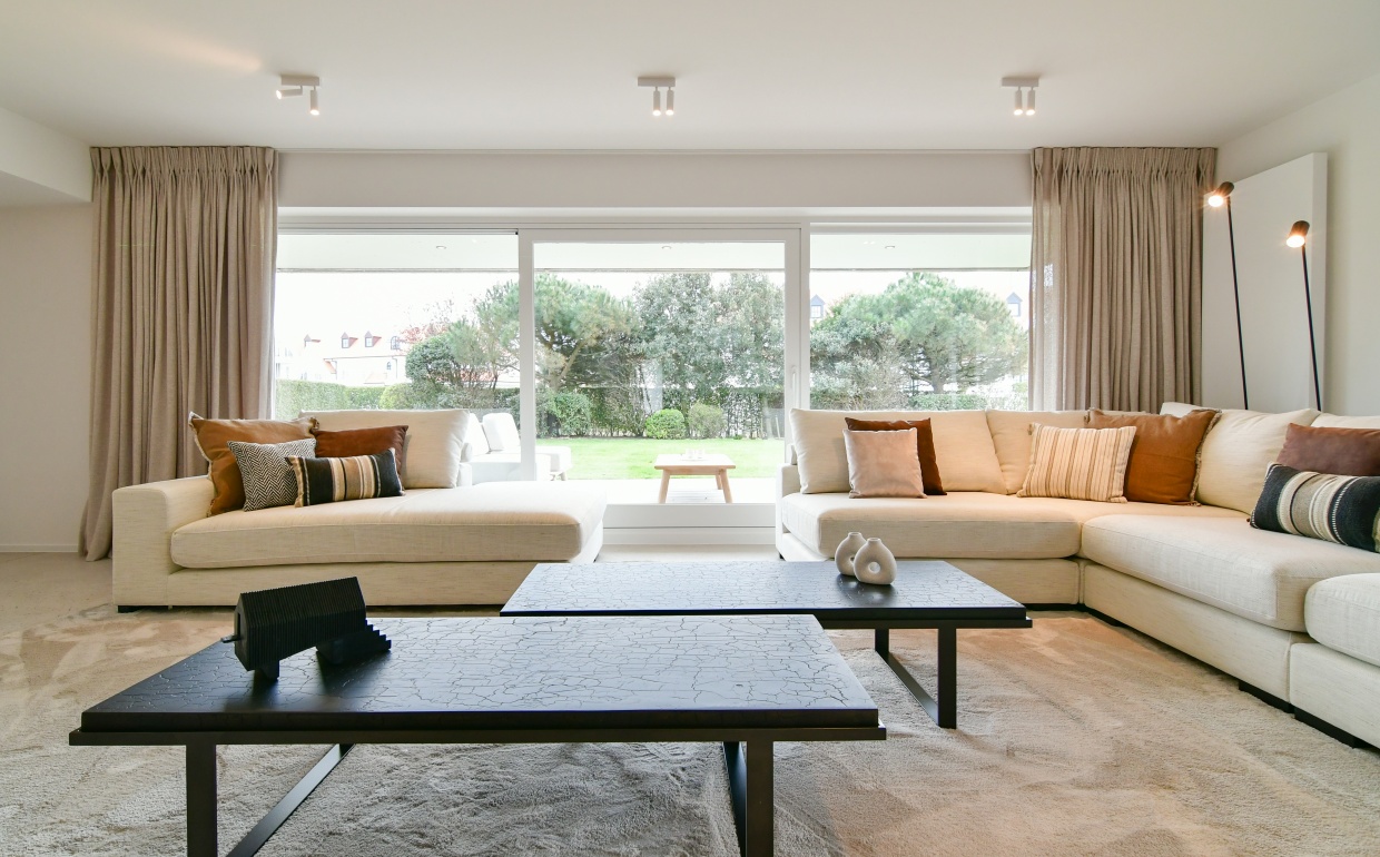 casa nova lifestyle collection, ethnicraft, vastgoedstyling, huur een luxe interieur